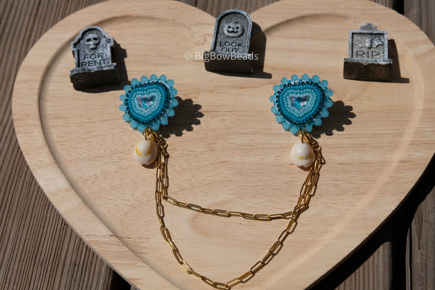 Blue bat collar pins