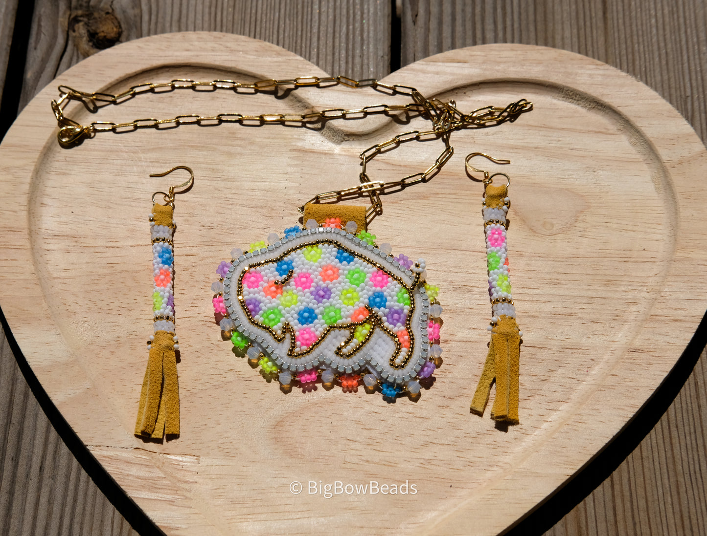 Neon Flower Buffalo Set